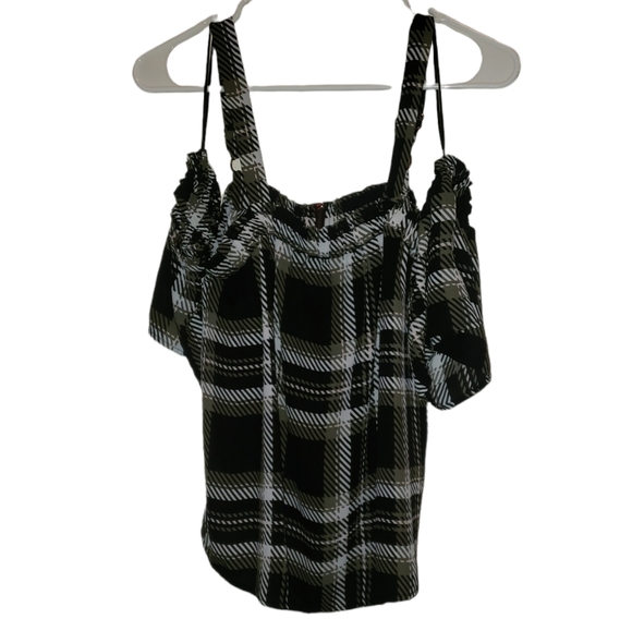 Candie's Plaid Off the Shoulder Top - Picture 2 of 6